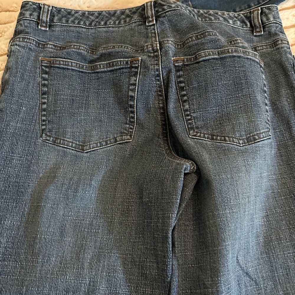 Ann Taylor LOFT jeans size 6R - Picture 3 of 3